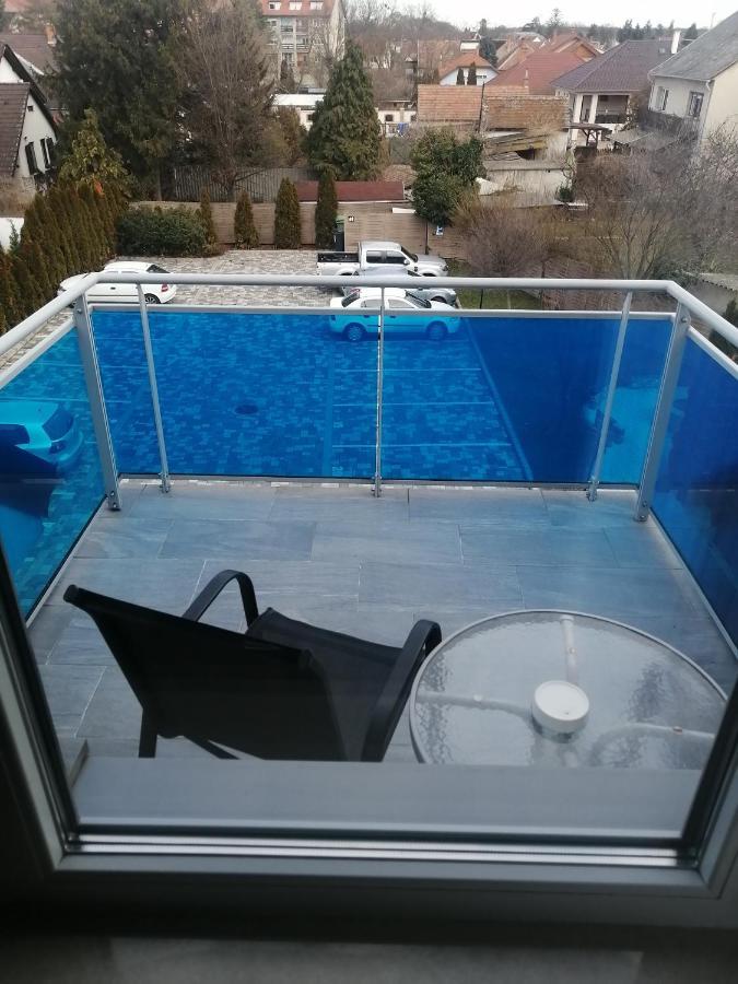 Zafirgyoengy Apartmanok Sárvár Exterior foto